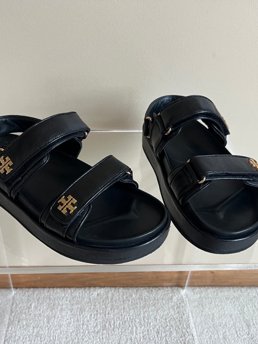 Tory Burch Black Kira Sport Strappy Sandal Gold Logo Size 10M